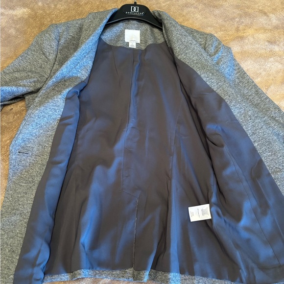 NWT Halogen Gray Blazer Structured Modern Fit Size 6p - Picture 9 of 9